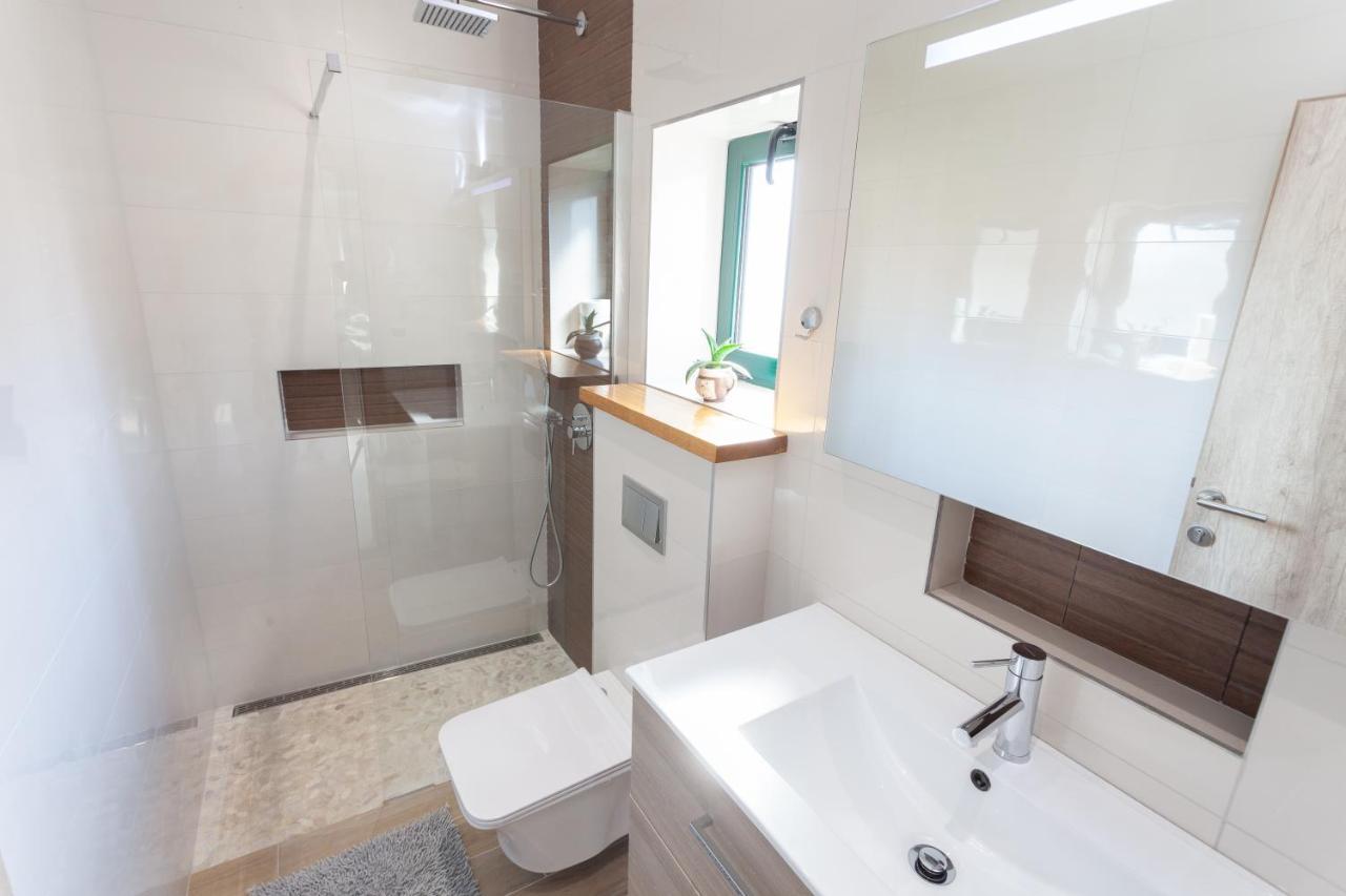Sea And Lemon Tree Apartment دراسنيتش المظهر الخارجي الصورة